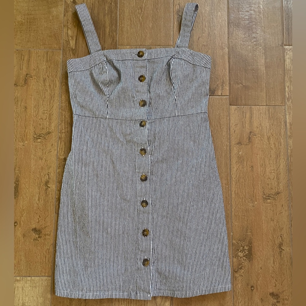 Hollister button up dress